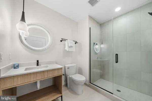 $4,500 | 255 West Falls Station Boulevard, Unit 704, Falls Church, VA 22043