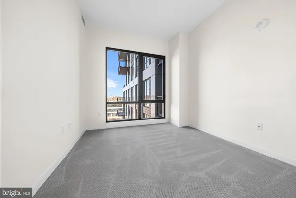 $4,500 | 255 West Falls Station Boulevard, Unit 704, Falls Church, VA 22043
