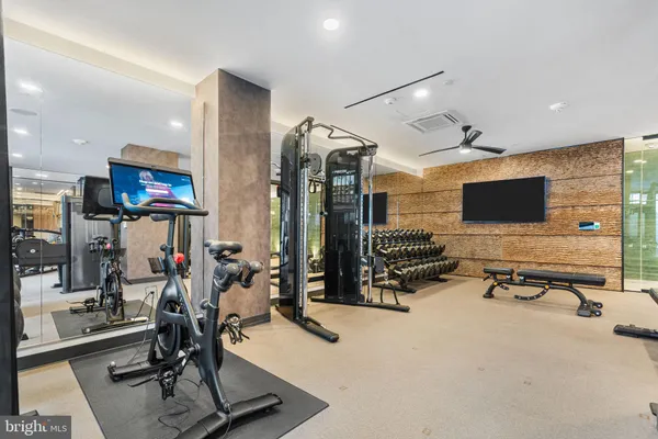 $4,500 | 255 West Falls Station Boulevard, Unit 704, Falls Church, VA 22043