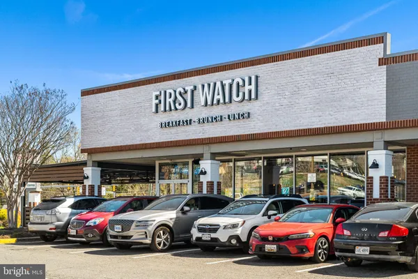 $4,500 | 255 West Falls Station Boulevard, Unit 704, Falls Church, VA 22043