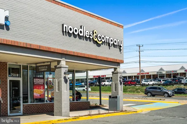 $4,500 | 255 West Falls Station Boulevard, Unit 704, Falls Church, VA 22043