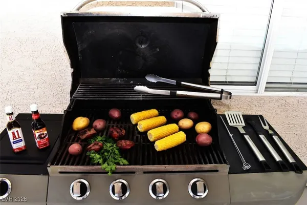 $4,275 | 6524 New Brunswick Avenue, Las Vegas, NV 89110