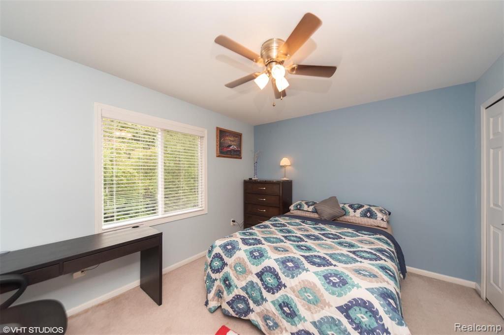 3541 Cascade Circle Rochester Hills, MI 48307 - Photo 19 of 32
