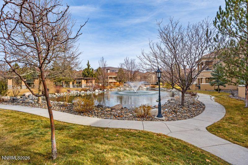 9900 Wilbur May Parkway, Unit 2501 Reno, NV 89521 - Photo 33 of 40 9900 Wilbur May - fountain