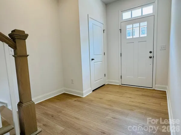 $2,895 | 7044 Westrow Avenue, Charlotte, NC 28278