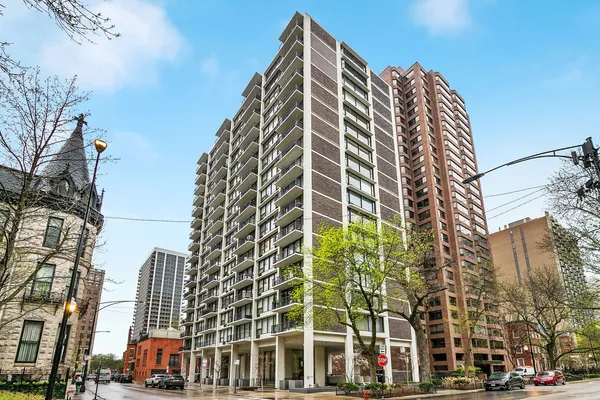 $2,800 | 1400 North State Parkway, Unit 15D, Chicago, IL 60610
