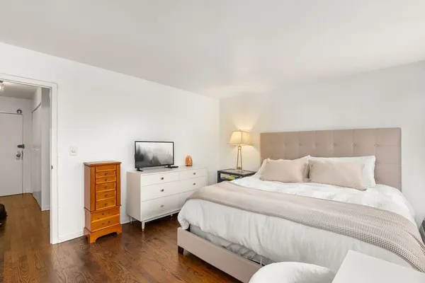 $2,800 | 1400 North State Parkway, Unit 15D, Chicago, IL 60610