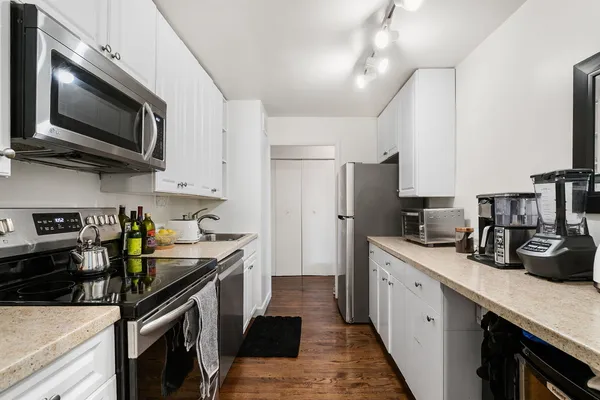 $2,800 | 1400 North State Parkway, Unit 15D, Chicago, IL 60610