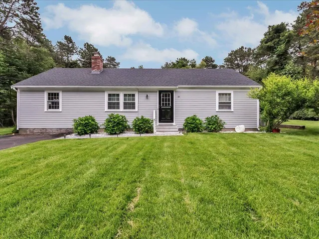 $640,000 | 95 Washington Avenue, West Yarmouth, MA 02673