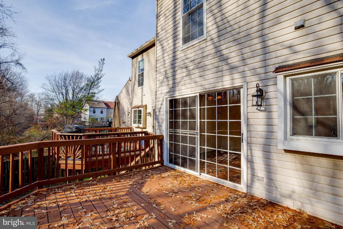 7236 Stover Drive Alexandria, VA 22306 - Photo 7 of 23