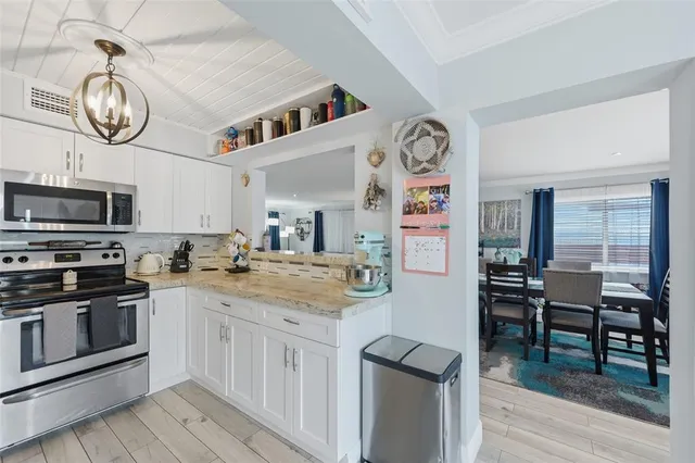 $525,000 | 807 West Ocean Avenue, Lantana, FL 33462