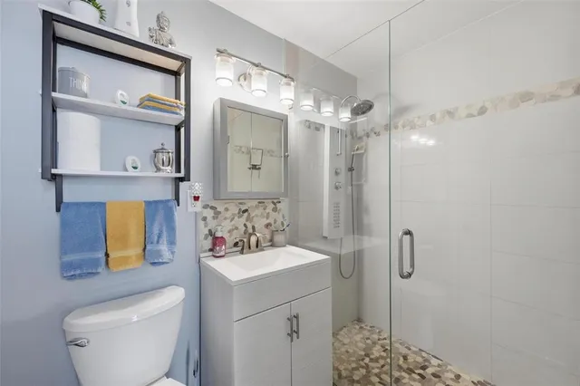 $525,000 | 807 West Ocean Avenue, Lantana, FL 33462