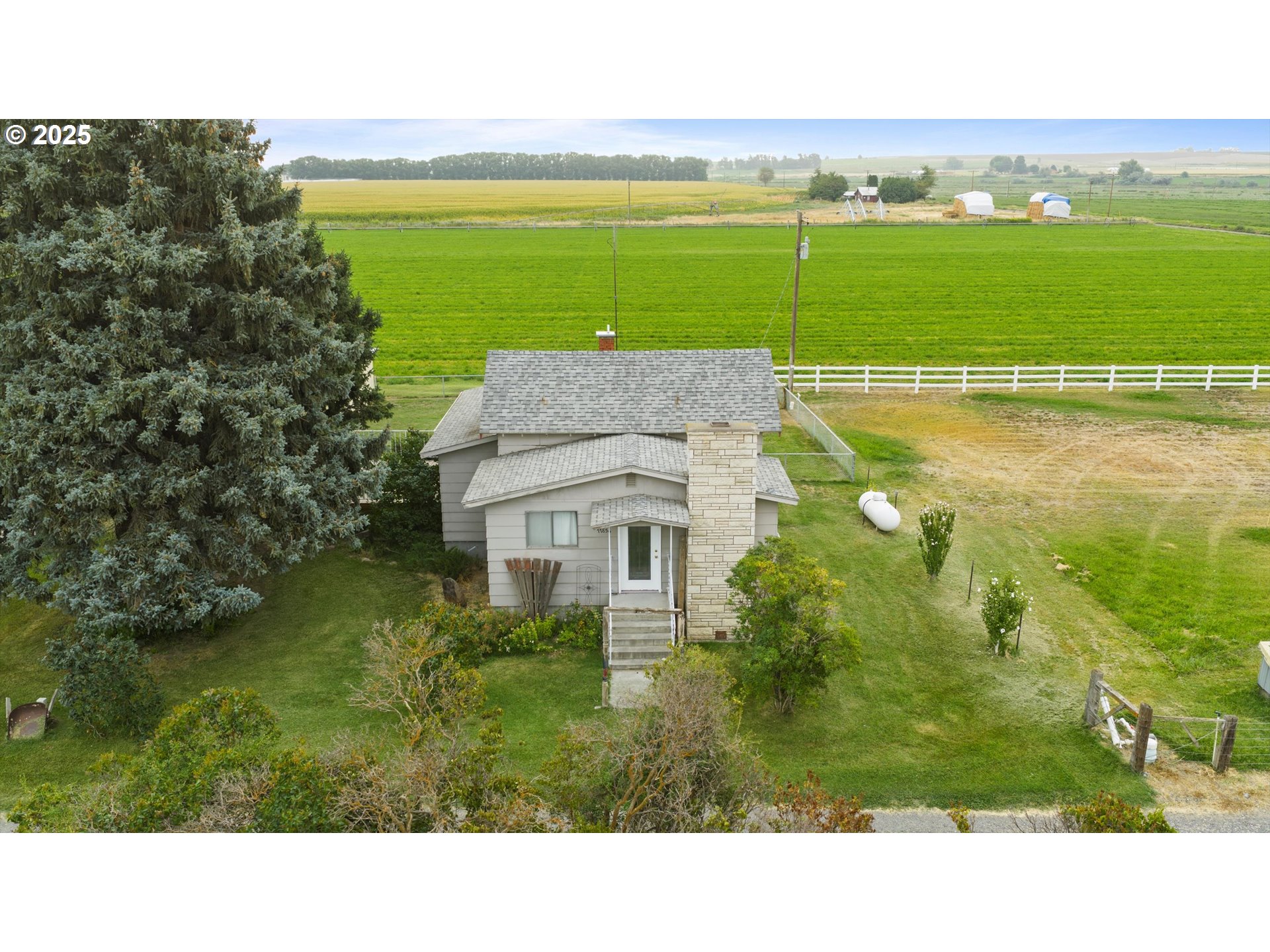 77856 North Ash Road Stanfield, OR 97875 - Photo 1 of 36 a view of a city