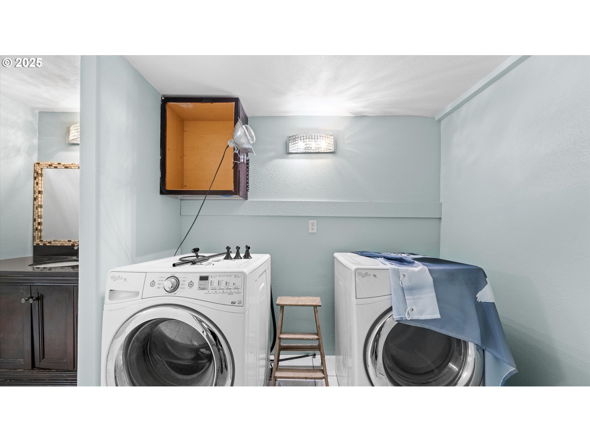 77856 North Ash Road Stanfield, OR 97875 - Photo 10 of 36 a utility room with dryer and washer