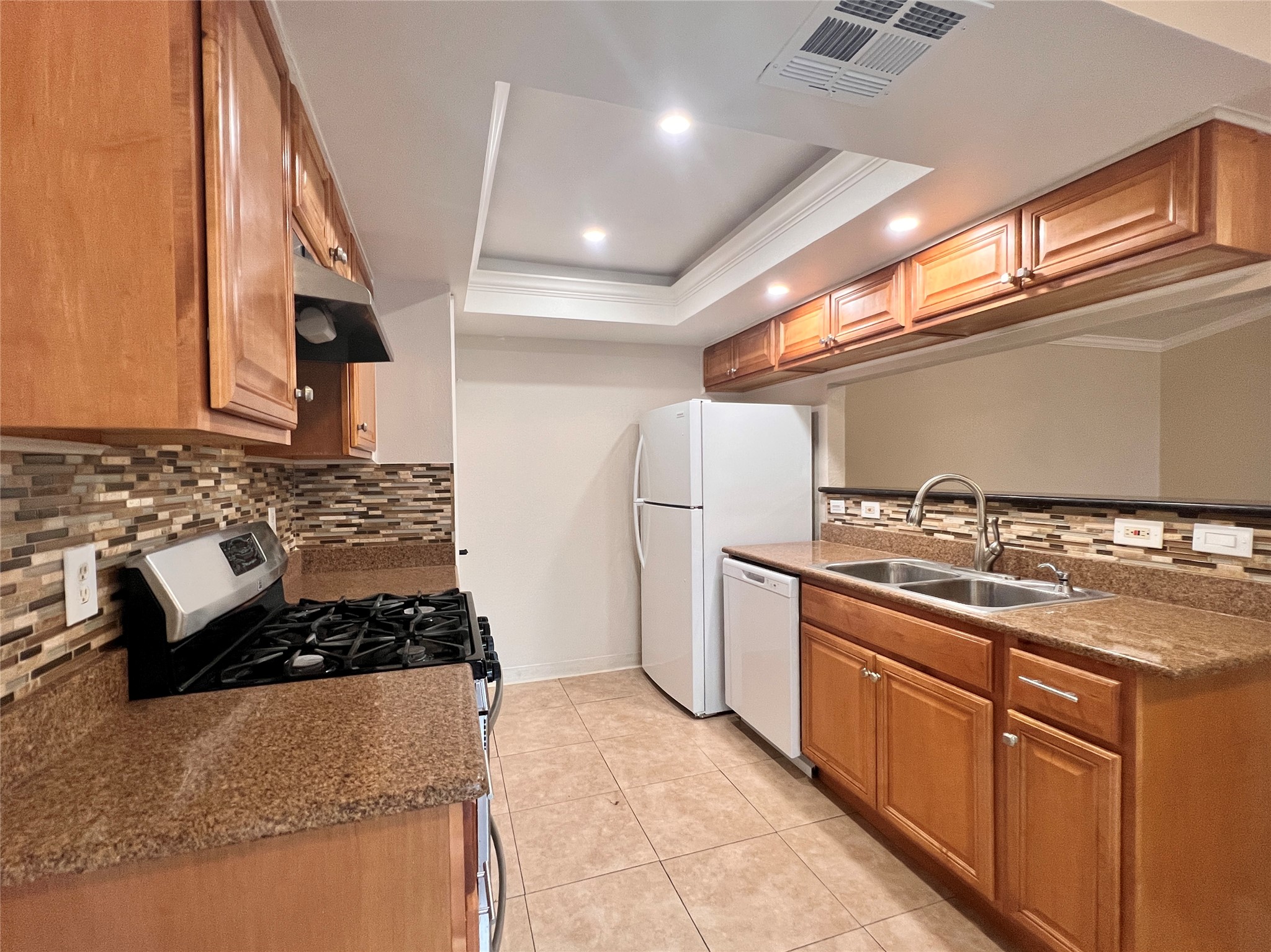 605 Luther Drive, Unit B Georgetown, TX 78628 - Photo 5 of 13