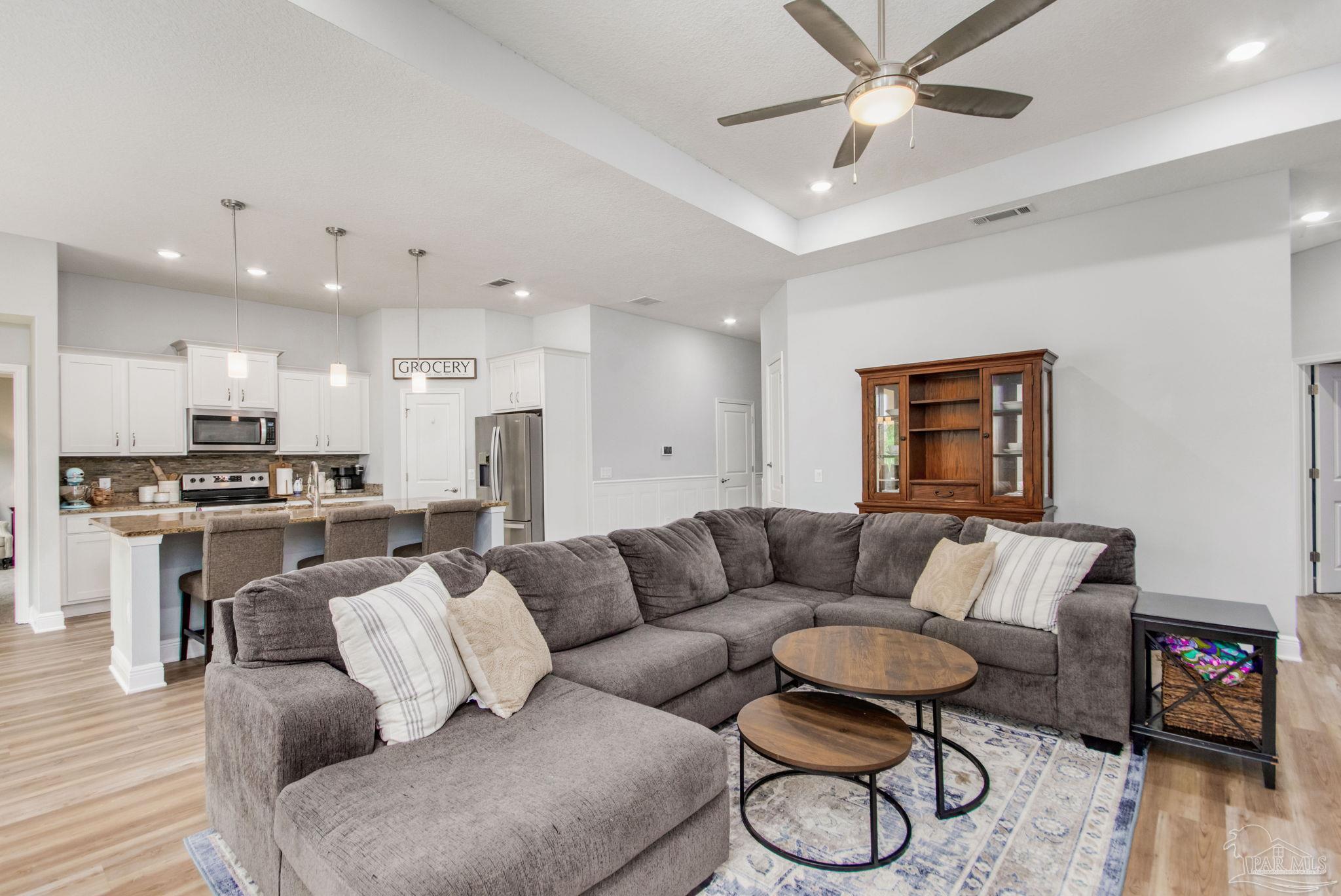 8736 Daryl Drive Milton, FL 32583 - Photo 11 of 41