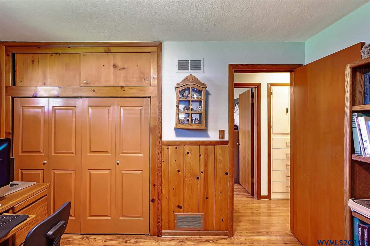 1620 27th Avenue Southwest Albany, OR 97321 - Photo 21 of 37