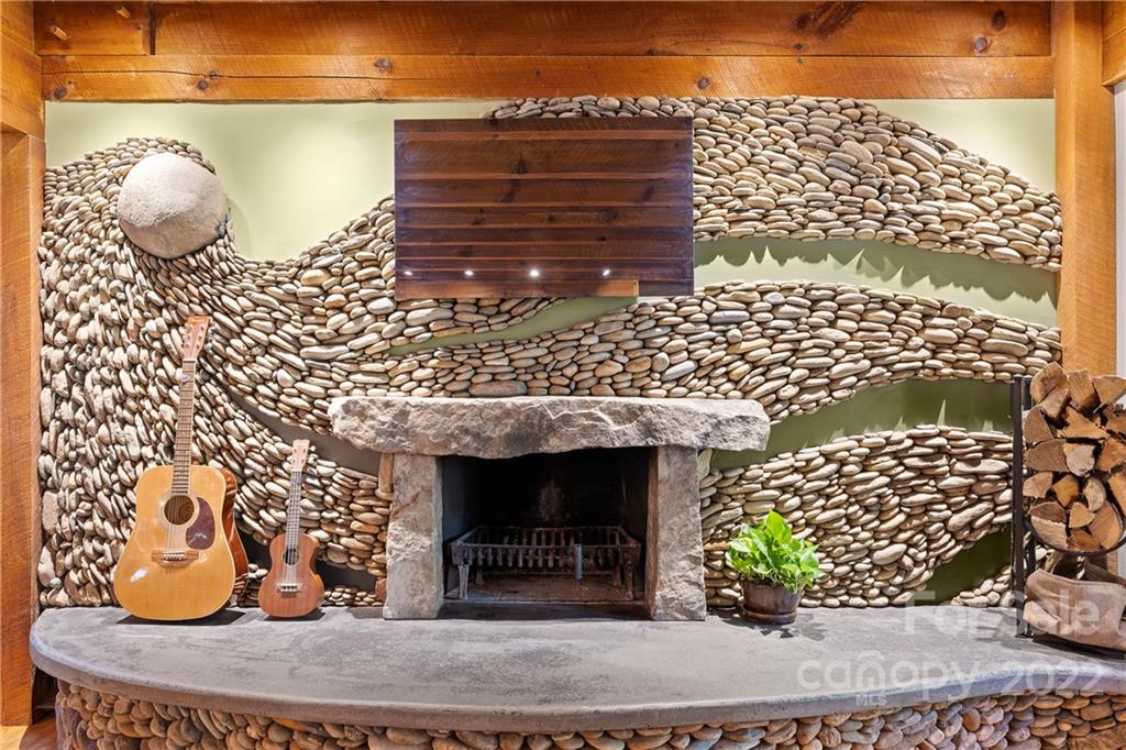 7 Maplewood Road Asheville, NC 28804 - Photo 5 of 46 Gallery Image 5