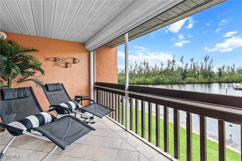 $213,750 | 1355 Rock Dove Court, Unit 12, Punta Gorda, FL 33950
