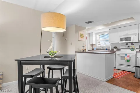 $213,750 | 1355 Rock Dove Court, Unit 12, Punta Gorda, FL 33950