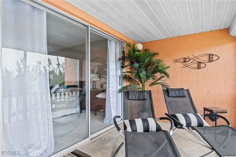 $213,750 | 1355 Rock Dove Court, Unit 12, Punta Gorda, FL 33950