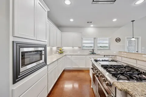 $925,000 | 2435 Cobler Road, Collinsville, TX 76233