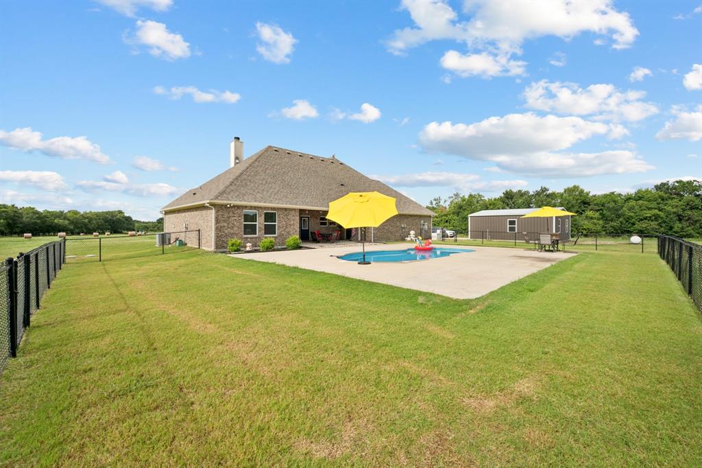 2435 Cobler Road Collinsville, TX 76233 - Photo 32 of 40