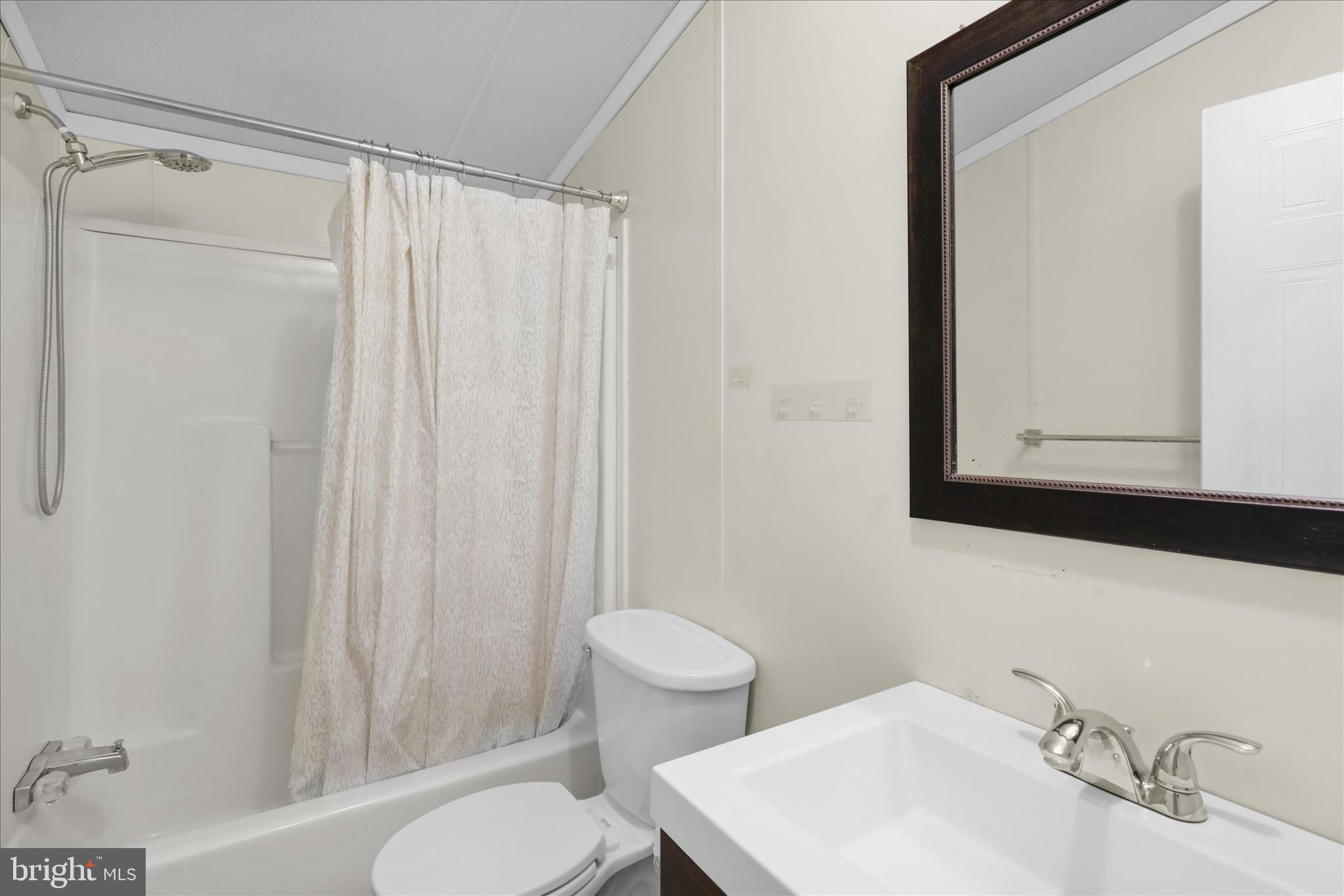 260 Wooltown Road Wernersville, PA 19565 - Photo 15 of 20 360_8117