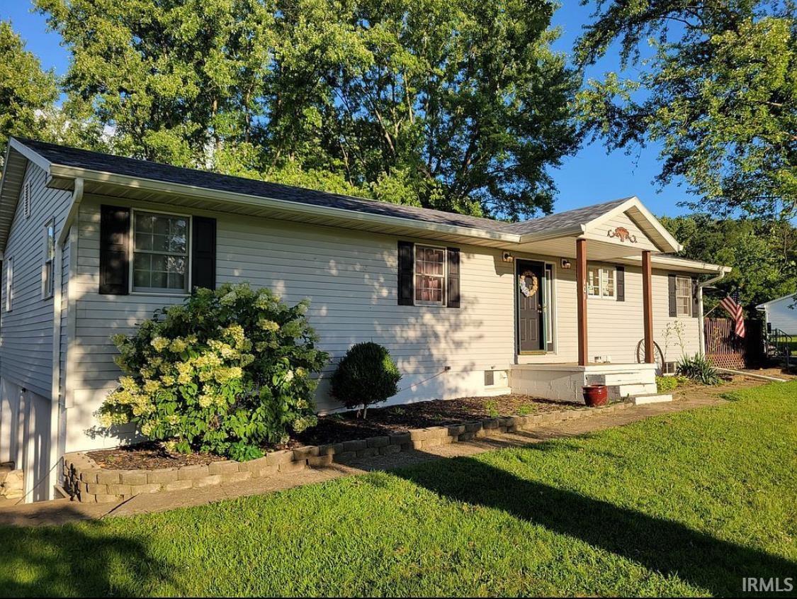 101 South Oak Street West Lebanon, IN 47991 - Photo 2 of 18