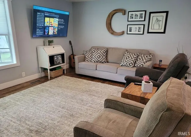 $179,000 | 101 South Oak Street, West Lebanon, IN 47991