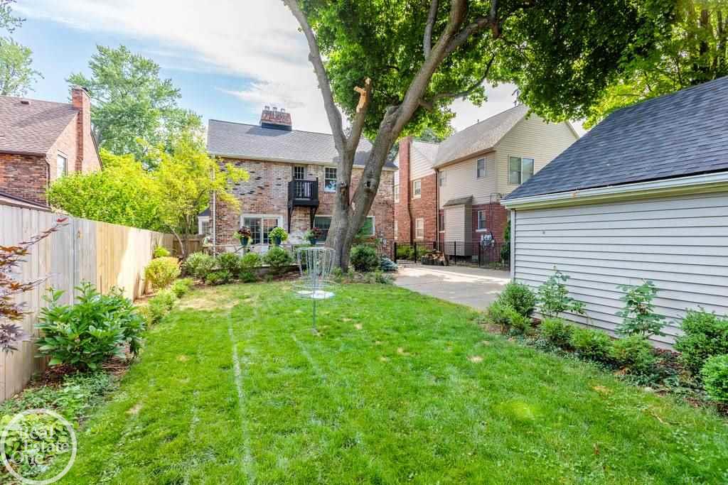 269 McMillan Road Grosse Pointe, MI 48236 - Photo 40 of 42