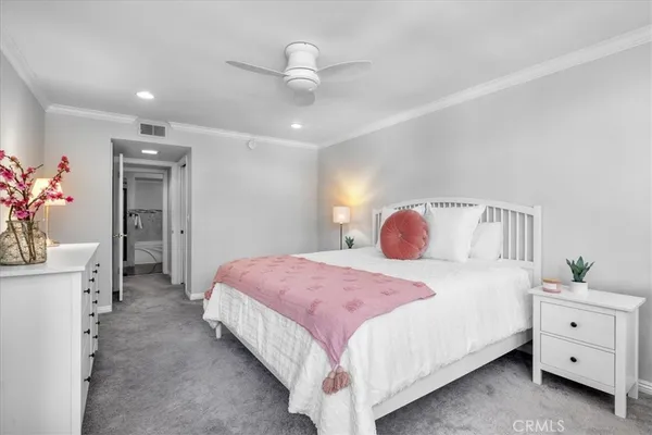 $775,000 | 289 South Barrington Avenue, Unit A203, Los Angeles, CA 90049