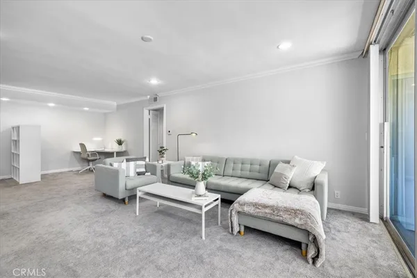 $775,000 | 289 South Barrington Avenue, Unit A203, Los Angeles, CA 90049