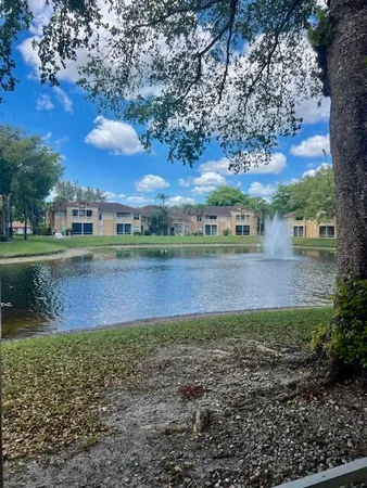 $1,600 | 4879 Via Palm Lakes, Unit 608, West Palm Beach, FL 33417