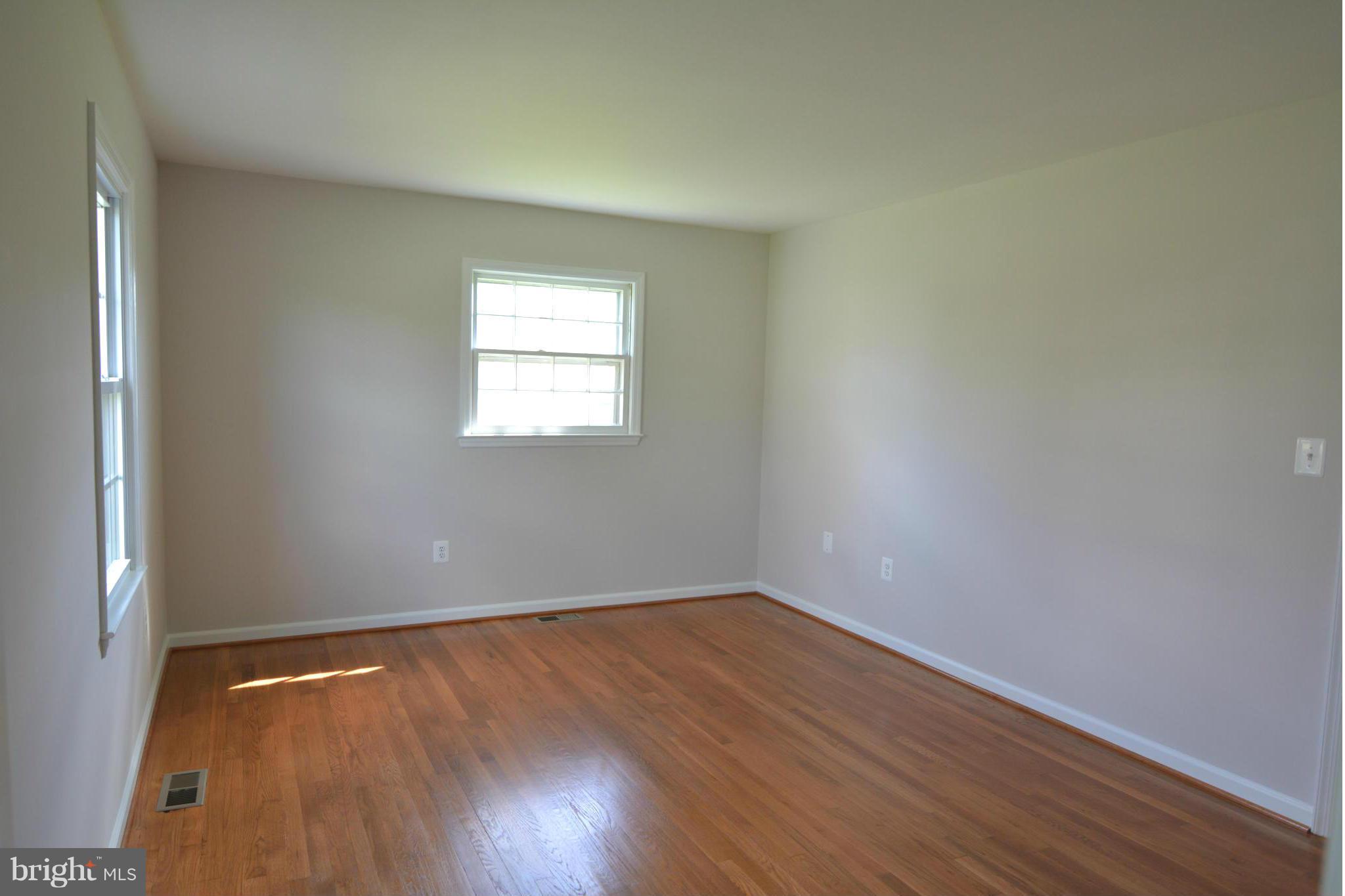 4114 Rectortown Road Marshall, VA 20115 - Photo 14 of 19 Bedroom (Master)