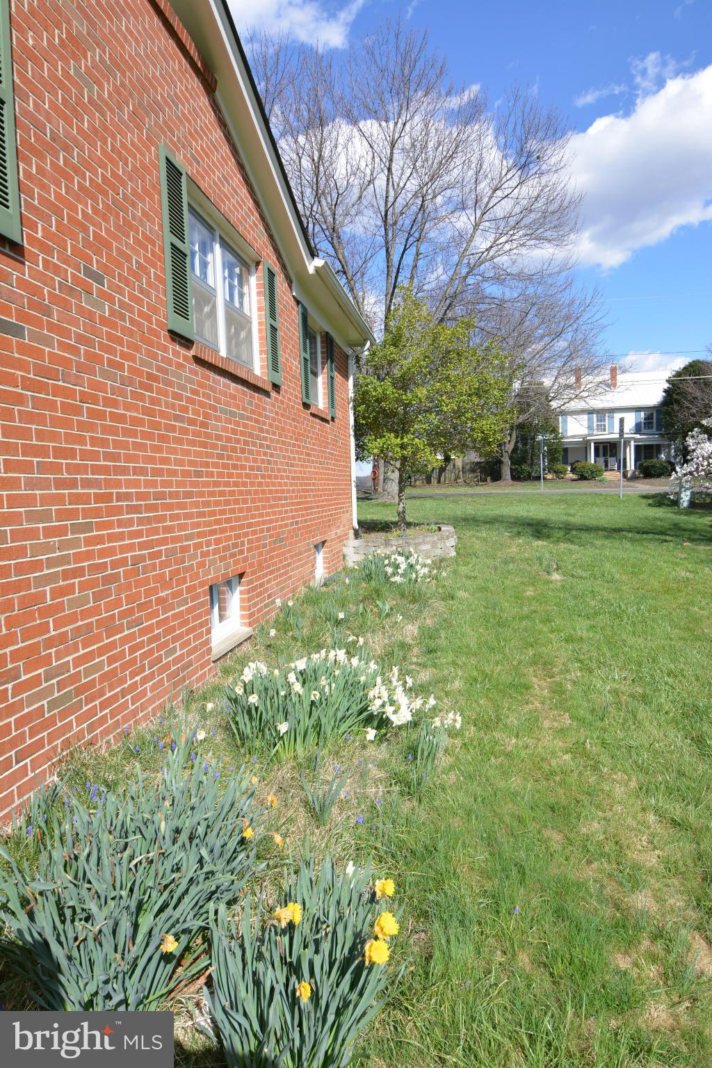 4114 Rectortown Road Marshall, VA 20115 - Photo 18 of 19 Exterior (General)
