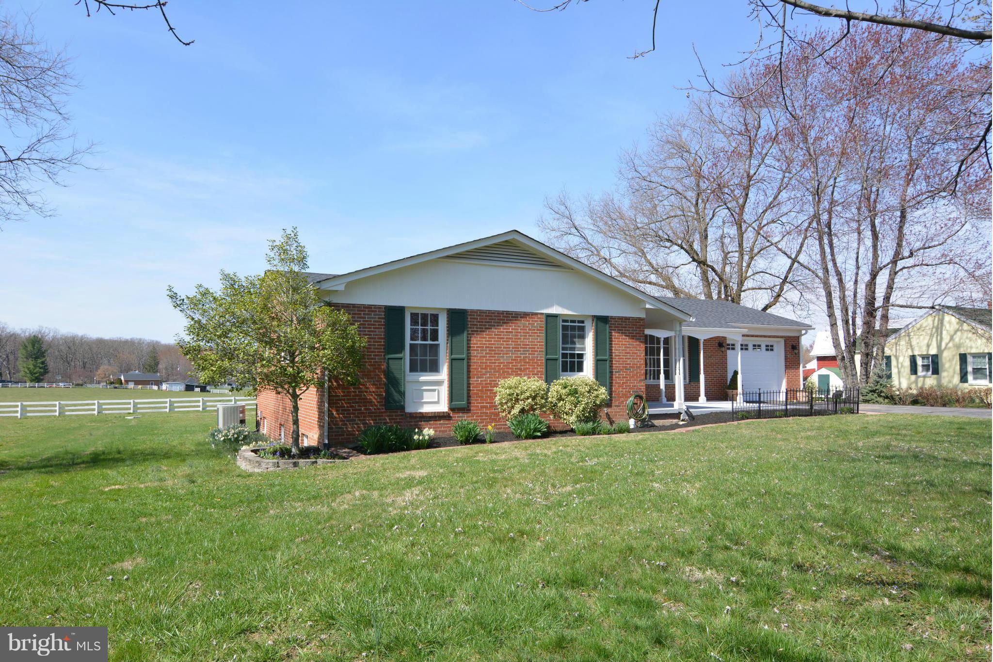 4114 Rectortown Road Marshall, VA 20115 - Photo 19 of 19 Exterior (Front)