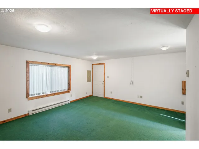 $699,999 | 18649 Old River Drive, West Linn, OR 97068