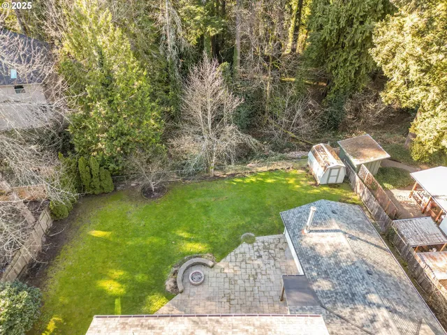$699,999 | 18649 Old River Drive, West Linn, OR 97068