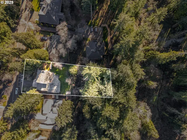 $699,999 | 18649 Old River Drive, West Linn, OR 97068