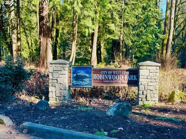 $699,999 | 18649 Old River Drive, West Linn, OR 97068