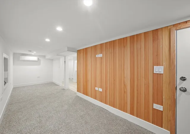 $1,300 | 1025 West 31st Place, Unit G, Chicago, IL 60608