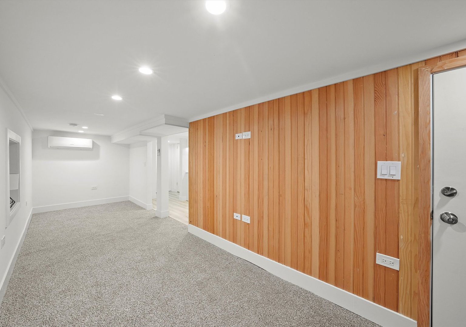 1025 West 31st Place, Unit G Chicago, IL 60608 - Photo 5 of 12