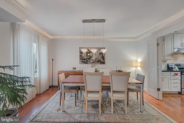 $3,700 | 8340 Greensboro Drive, Unit 512, McLean, VA 22102