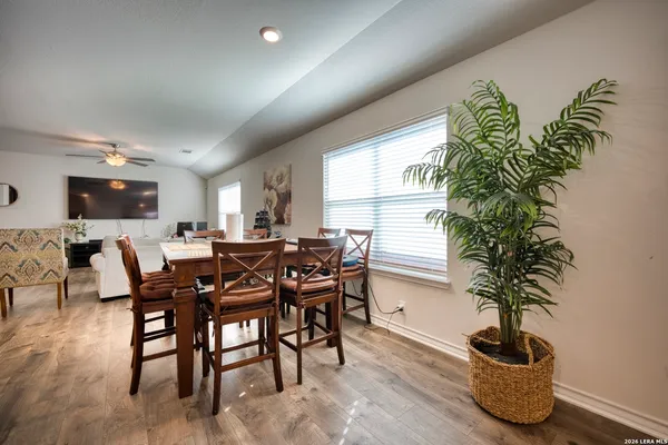 $2,200 | 6827 Kingsley Edge, San Antonio, TX 78252