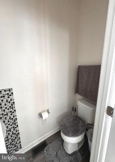 212 Landing Drive Fredericksburg, VA 22405 - Photo 17 of 42 a bathroom with a toilet and a shower