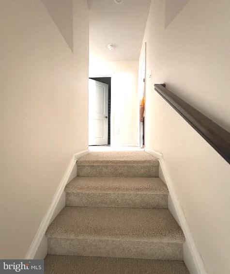 212 Landing Drive Fredericksburg, VA 22405 - Photo 19 of 42 a view of staircase