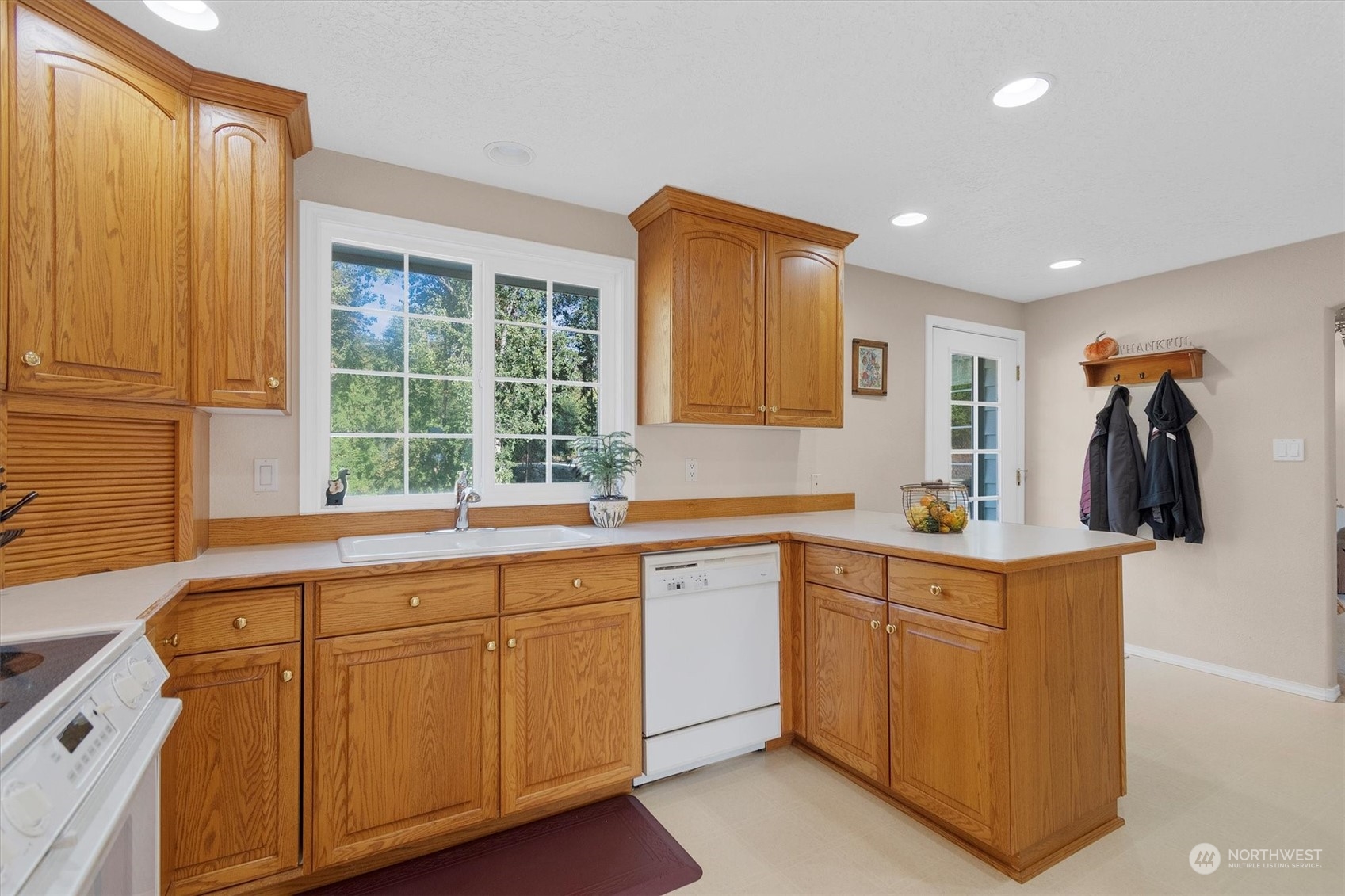 195 Cook Ferry Road Castle Rock, WA 98611 - Photo 13 of 38 Gallery Image 13