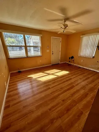 $158,413 | 413 Magnolia Avenue, Seffner, FL 33584