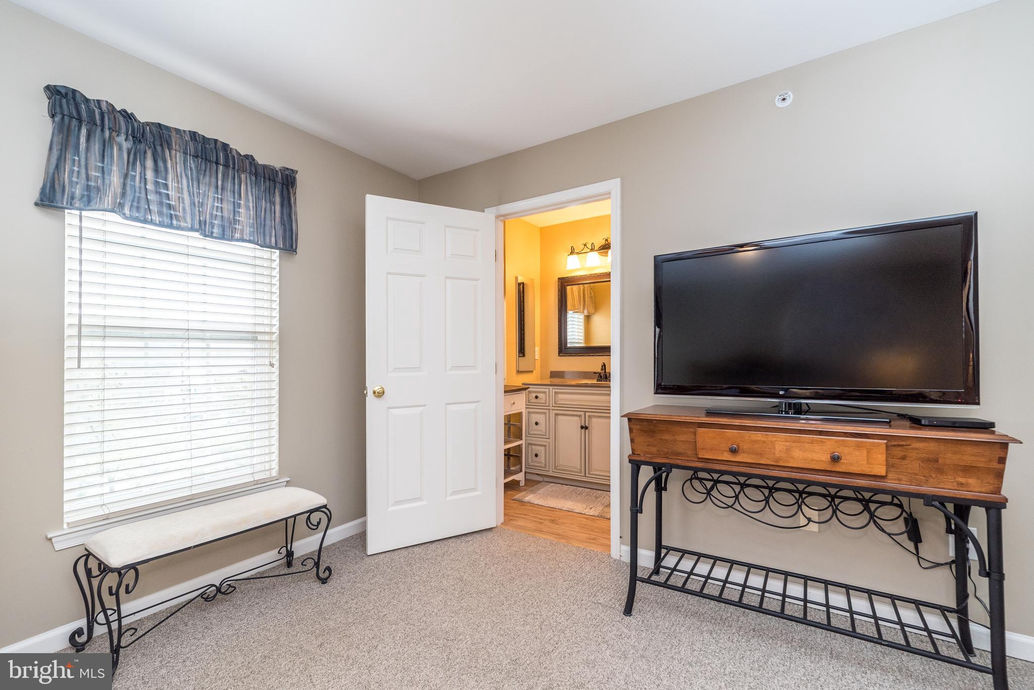 1837 Adams Way Jamison, PA 18929 - Photo 33 of 41